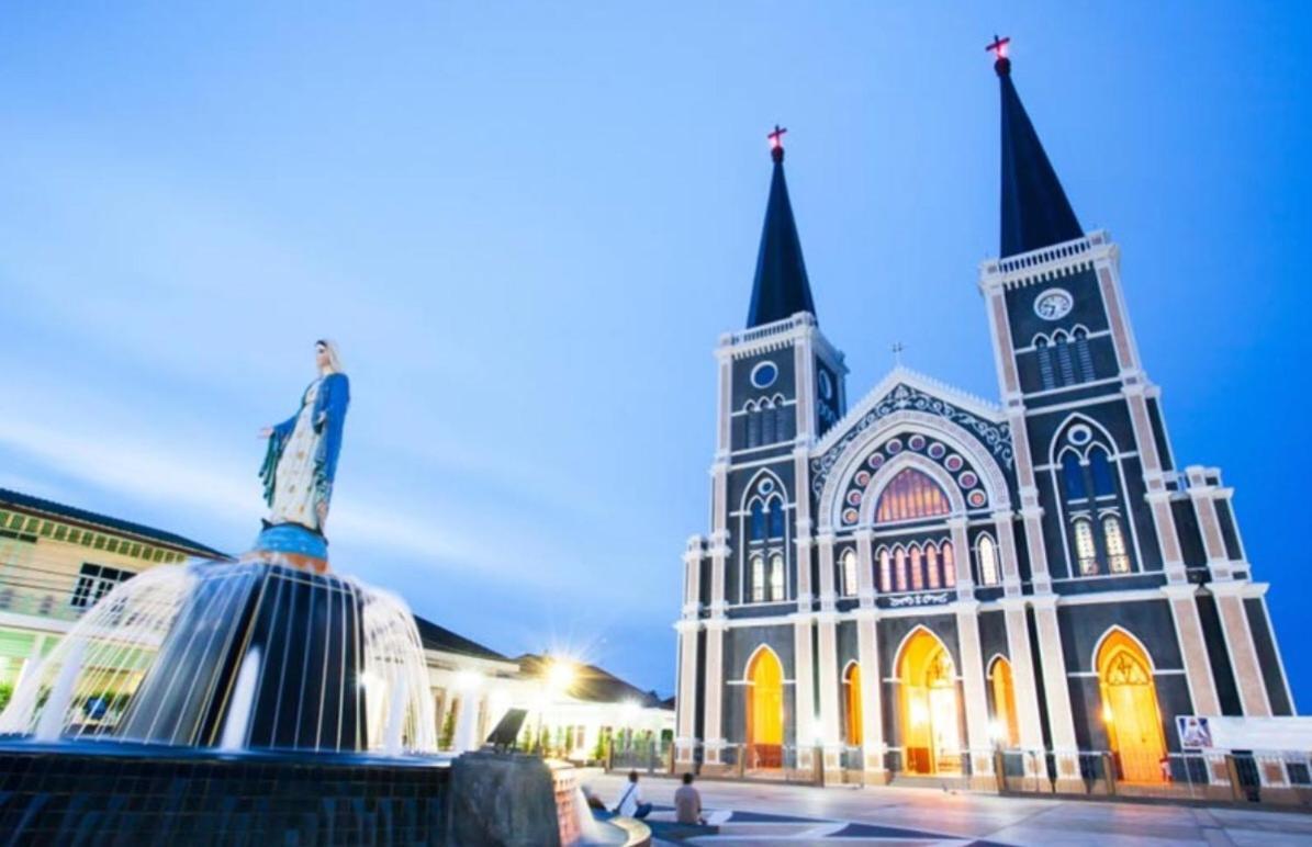 K.P. Grand Hotel Chanthaburi Ngoại thất bức ảnh