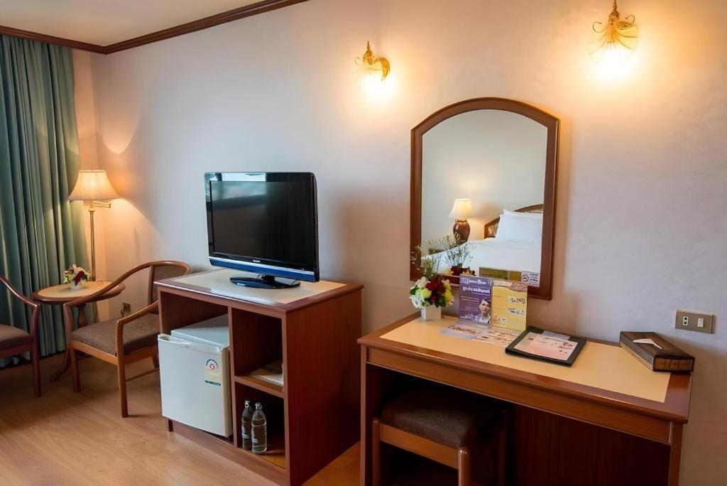 K.P. Grand Hotel Chanthaburi Ngoại thất bức ảnh