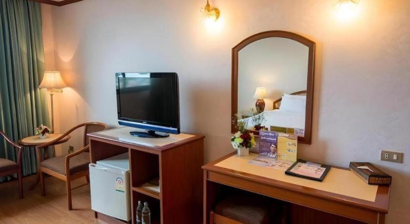 K.P. Grand Hotel Chanthaburi Ngoại thất bức ảnh