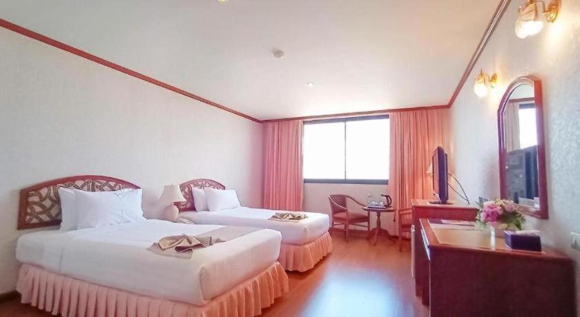 K.P. Grand Hotel Chanthaburi Ngoại thất bức ảnh