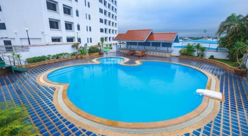 K.P. Grand Hotel Chanthaburi Ngoại thất bức ảnh